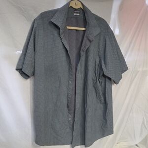 Van Heusen Short Sleeve Button-Down Shirt Gray. XXL
